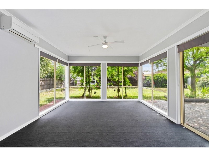 50 Coverdale Drive, Sale VIC 3850