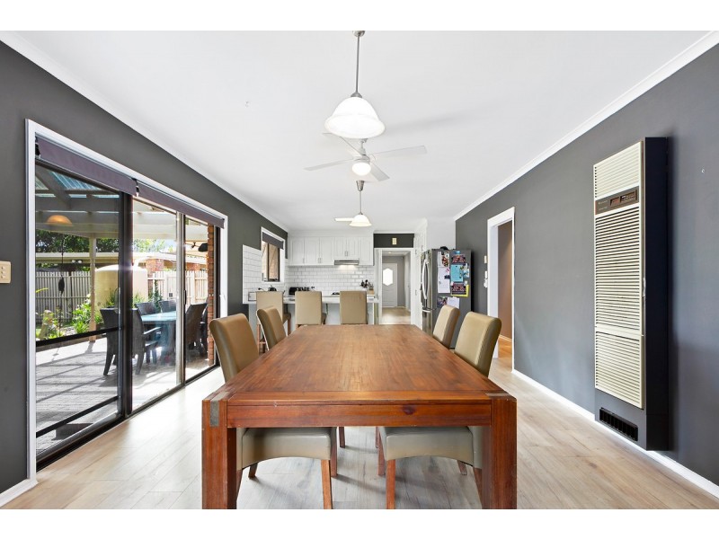 50 Coverdale Drive, Sale VIC 3850