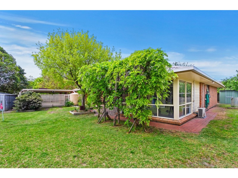 50 Coverdale Drive, Sale VIC 3850