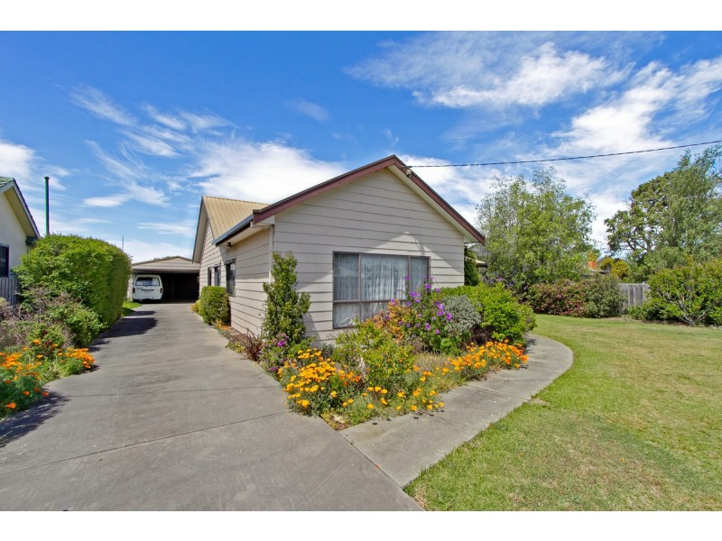 2 Buckley Street, Sale VIC 3850