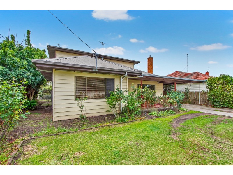 19 Raglan Street, Sale VIC 3850