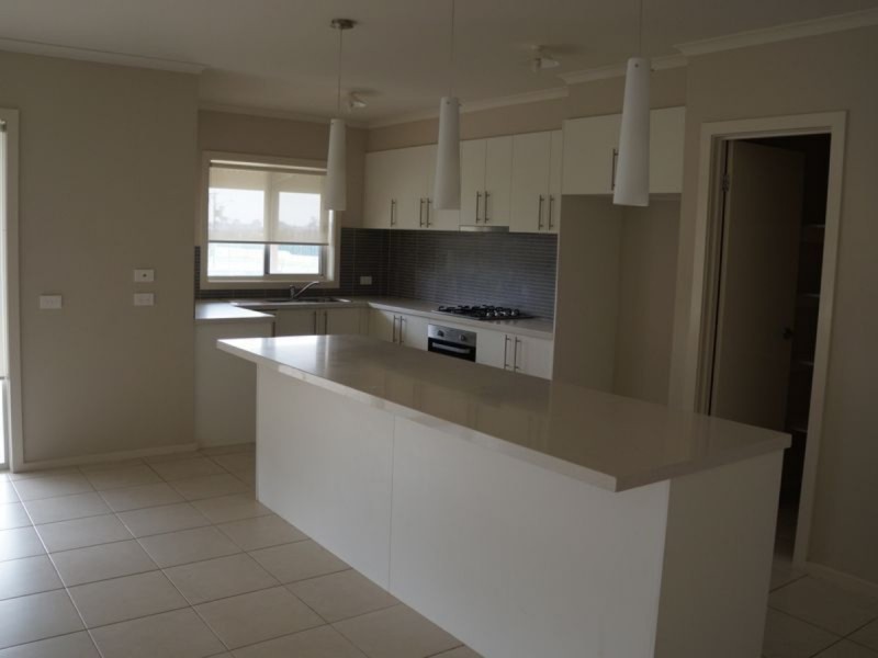 10 Cashmere Close, Pearsondale VIC 3851