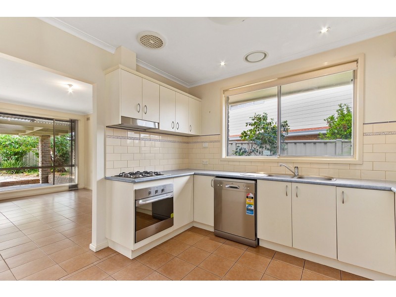 31 Alameda Drive, Sale VIC 3850