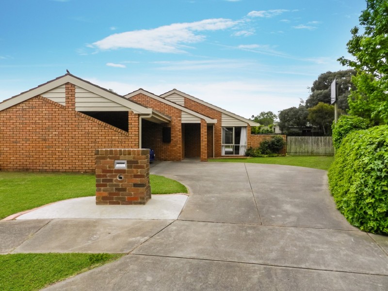 15 Natalie Court, Sale VIC 3850
