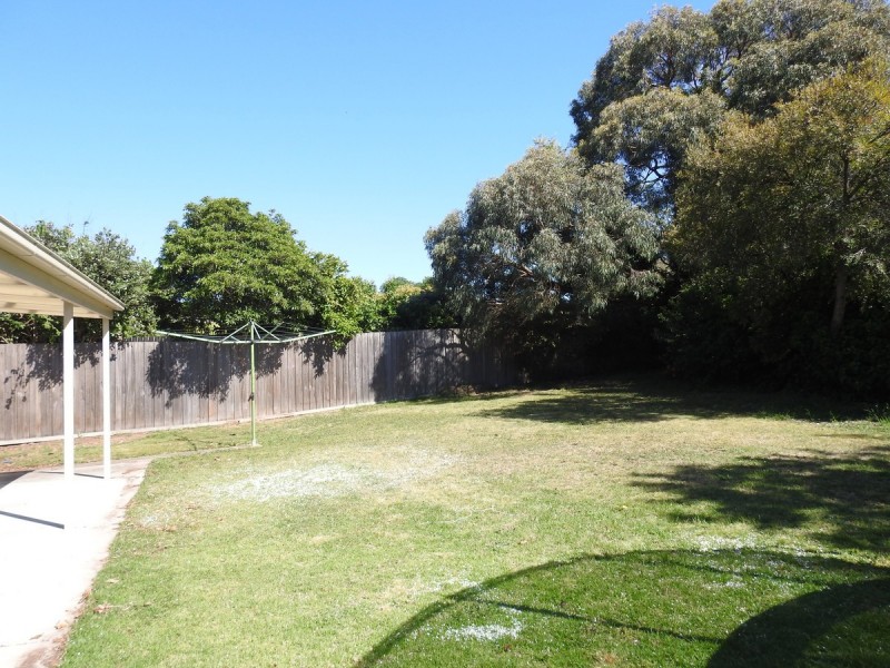 15 Natalie Court, Sale VIC 3850