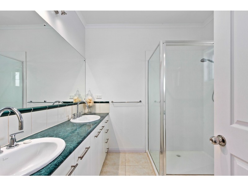 11 Langholme Court, Sale VIC 3850