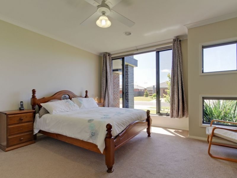 5 Speechley Court, Sale VIC 3850