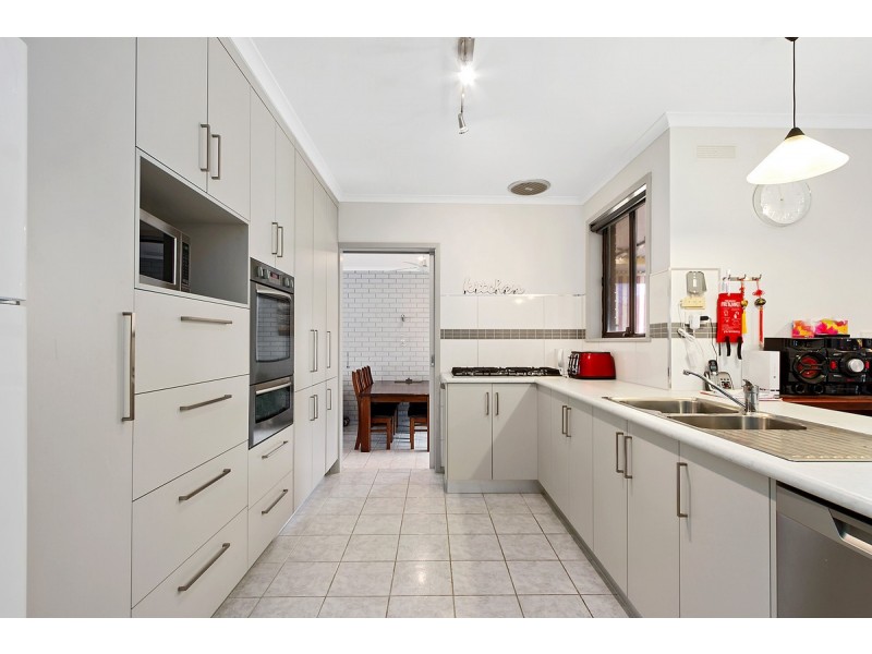 3 Anna Court, Sale VIC 3850