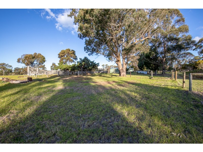 160 Seaspray Road, Longford VIC 3851