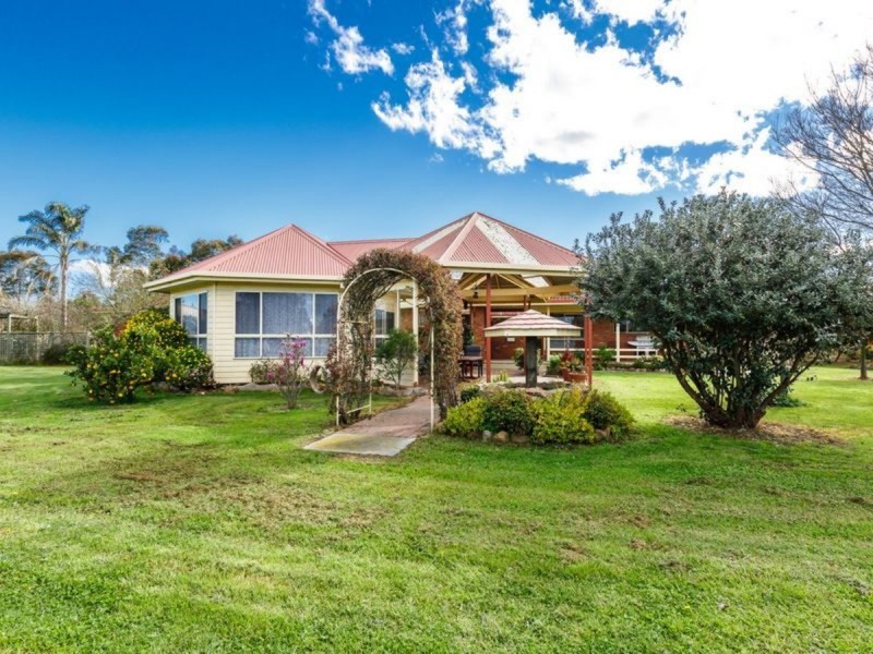 69 Reid Drive, Wurruk VIC 3850
