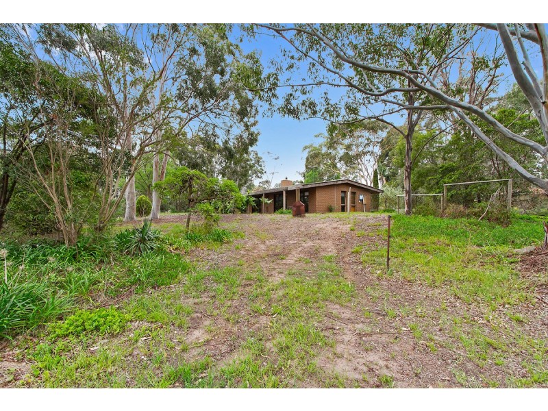332 Redbank Road, Stratford VIC 3862