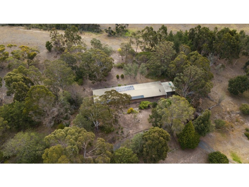 332 Redbank Road, Stratford VIC 3862