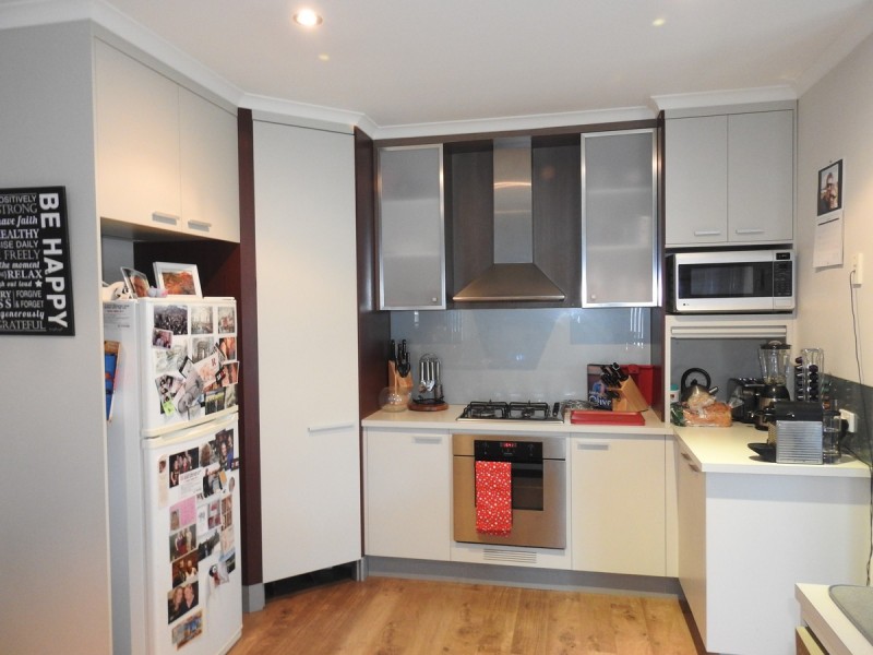 1/4 James Court, Sale VIC 3850