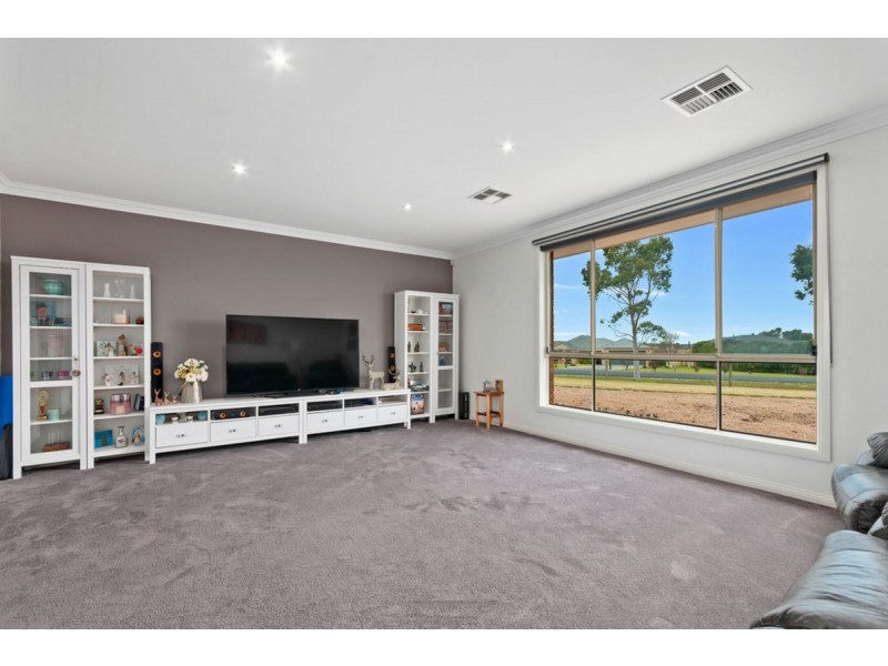 74 Sovereign Drive, Wurruk VIC 3850