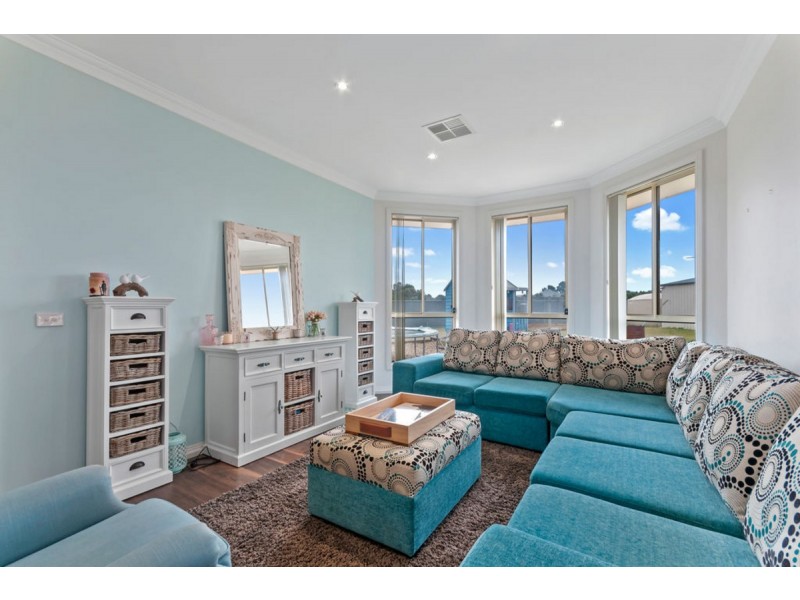74 Sovereign Drive, Wurruk VIC 3850
