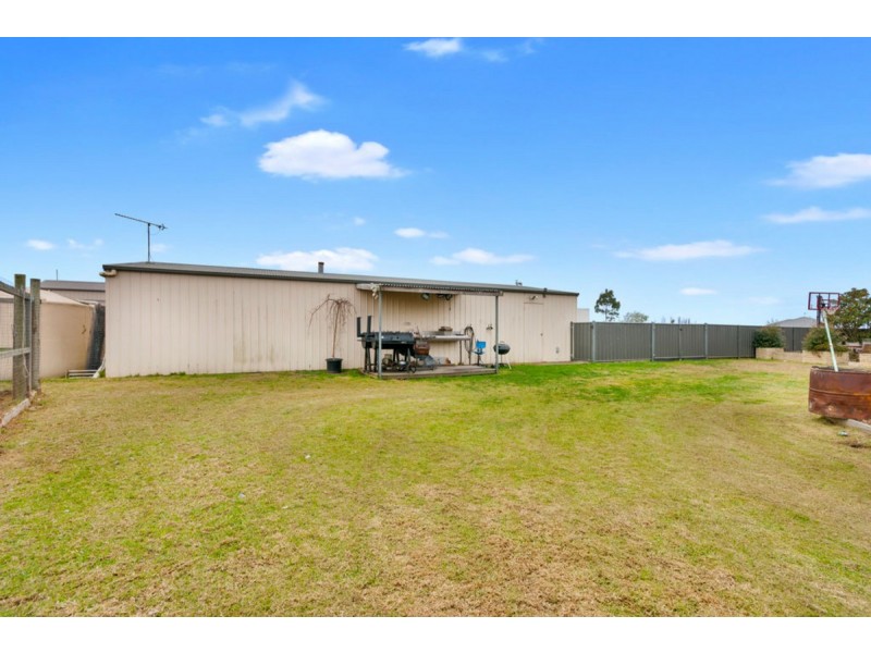 74 Sovereign Drive, Wurruk VIC 3850