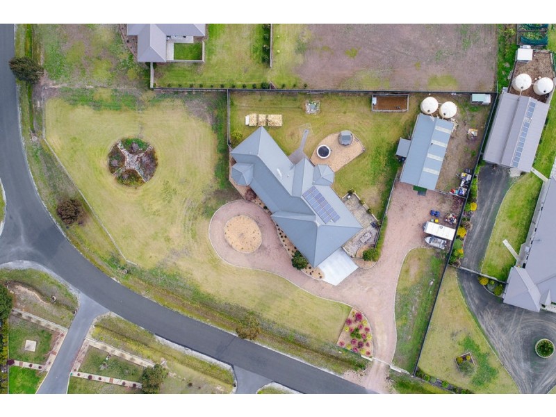 74 Sovereign Drive, Wurruk VIC 3850
