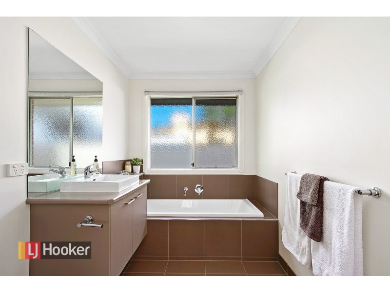 2/112 Tyers Street, Stratford VIC 3862