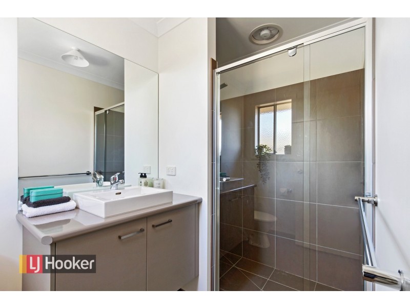 2/112 Tyers Street, Stratford VIC 3862