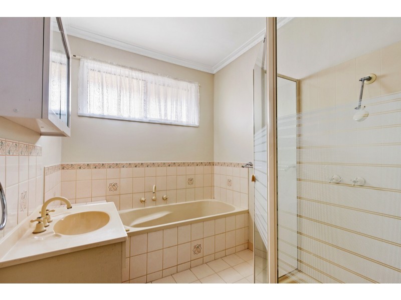 214 Guthridge Parade, Sale VIC 3850