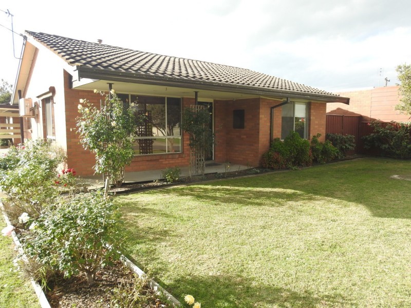 2/41 Codrington Street, Sale VIC 3850