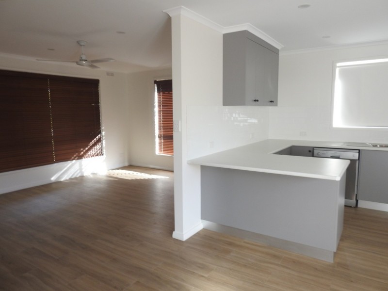 2/41 Codrington Street, Sale VIC 3850