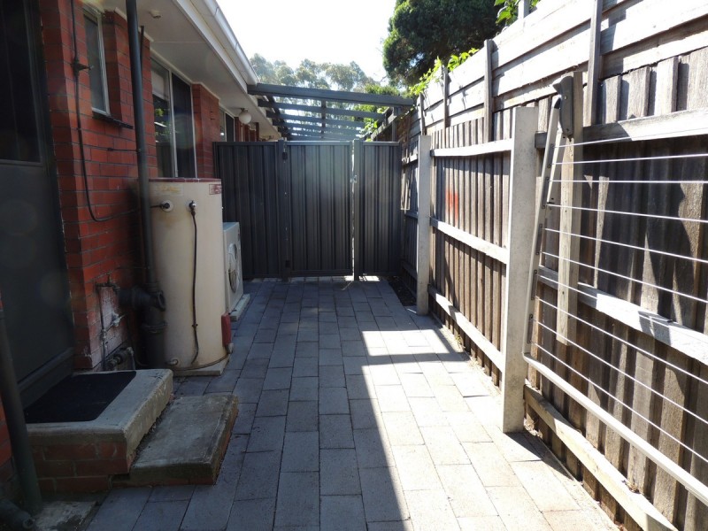 2/5 Foster Street, Sale VIC 3850