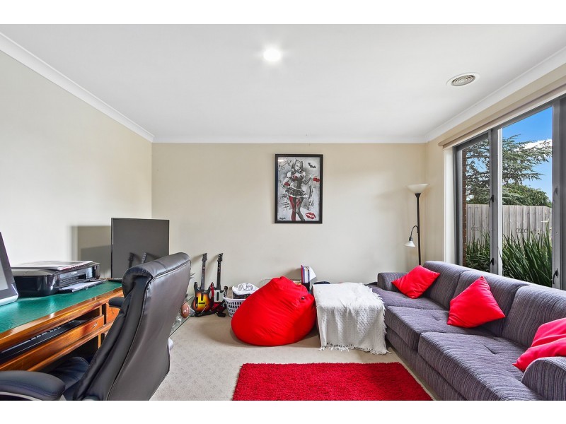 3 Rachel Court, Sale VIC 3850