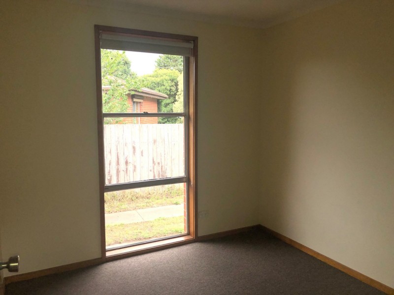 17 Jackson Avenue, Sale VIC 3850