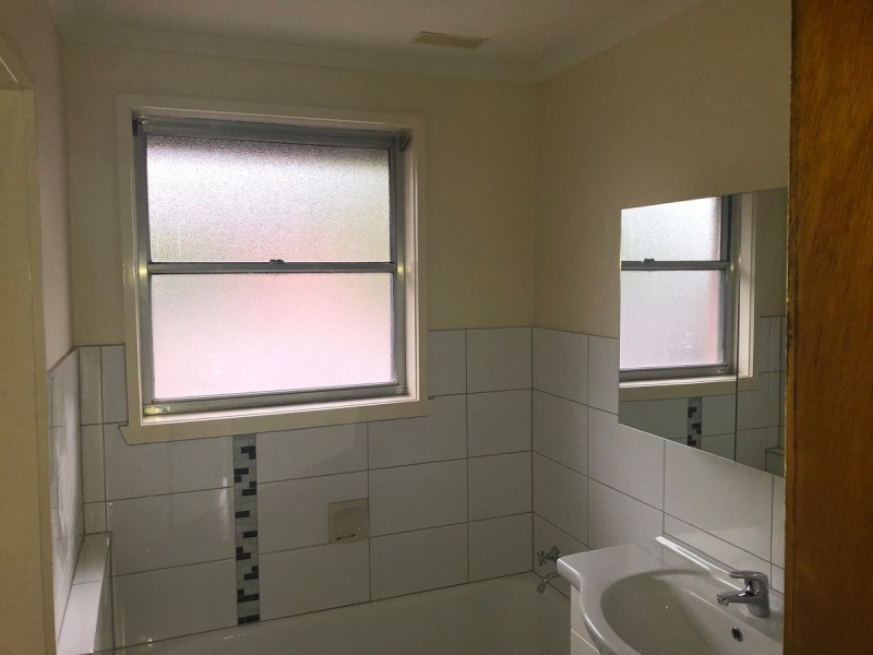 17 Jackson Avenue, Sale VIC 3850