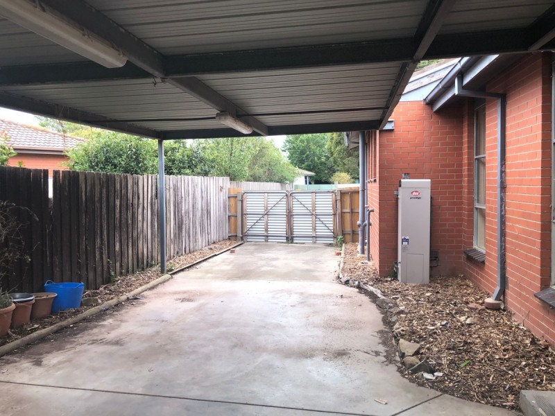 17 Jackson Avenue, Sale VIC 3850