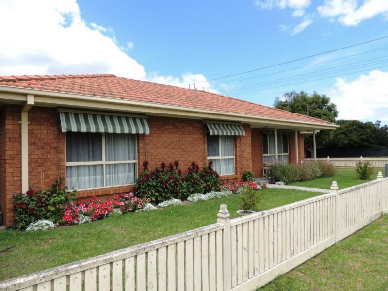 52 Dundas Street, Sale VIC 3850