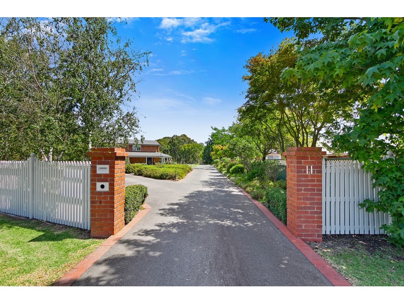 11 Finegan Court, Sale VIC 3850