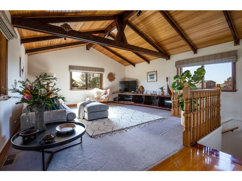 11 Finegan Court, Sale VIC 3850