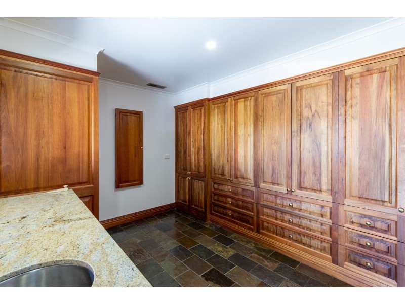 11 Finegan Court, Sale VIC 3850