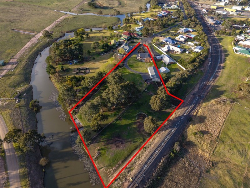 11 Finegan Court, Sale VIC 3850