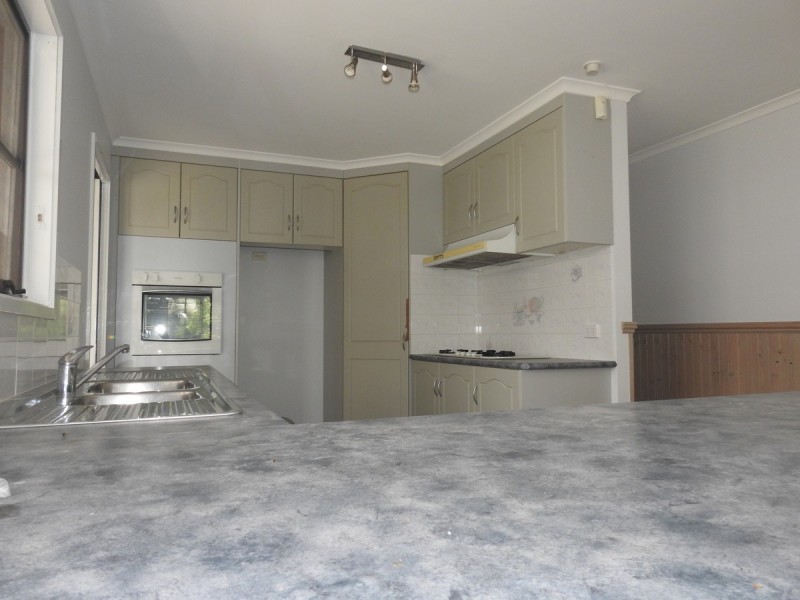8 Casuarina Court, Sale VIC 3850