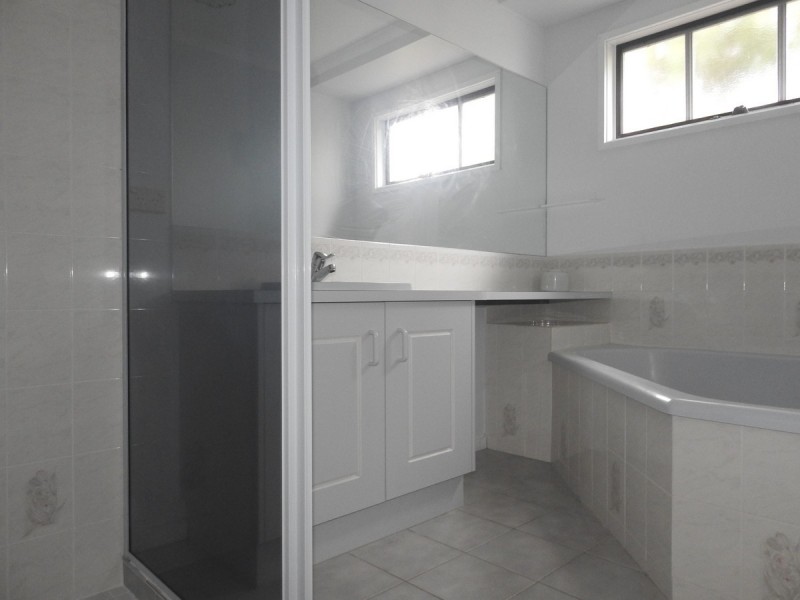8 Casuarina Court, Sale VIC 3850
