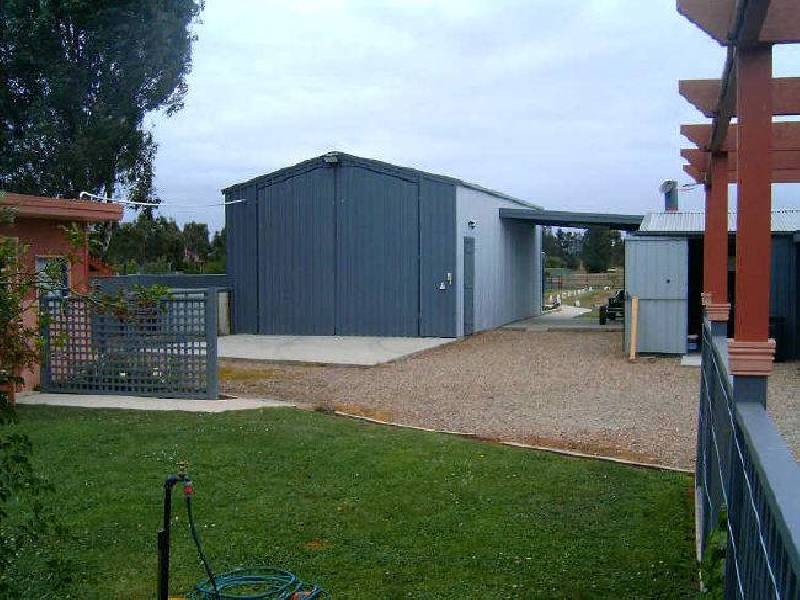 19 Buckley Street, Stratford VIC 3862