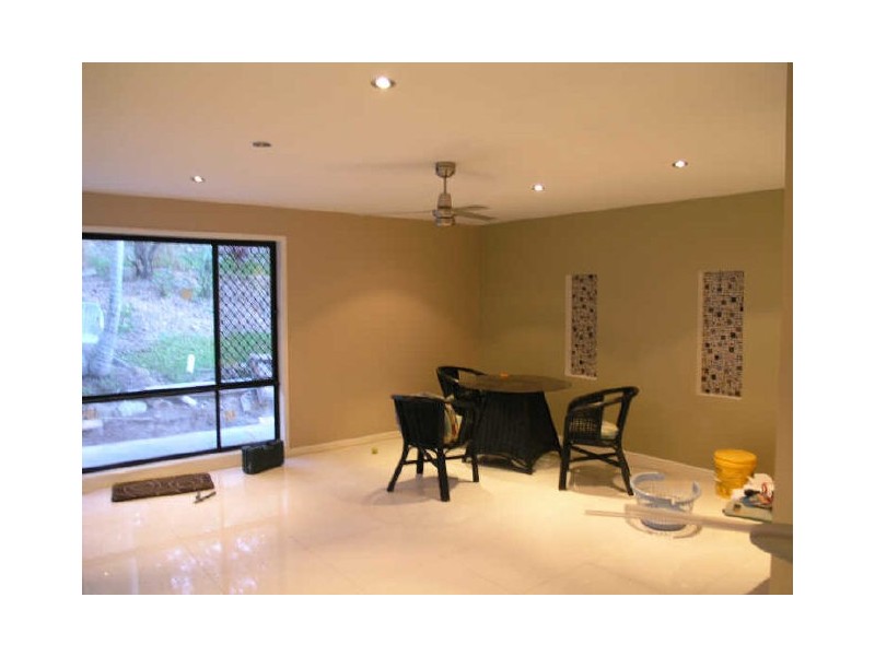 8 Cherokee Ct, Mudgeeraba QLD 4213