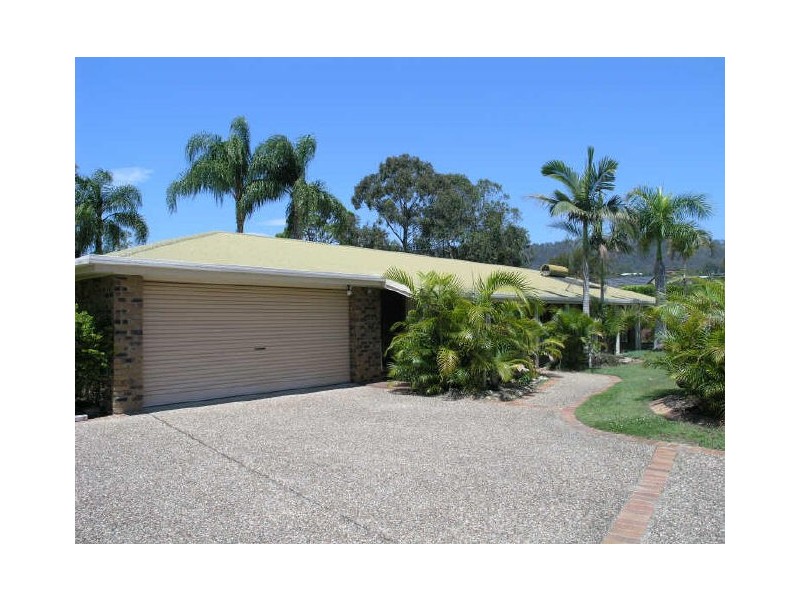 219 Worongary Road, Worongary QLD 4213