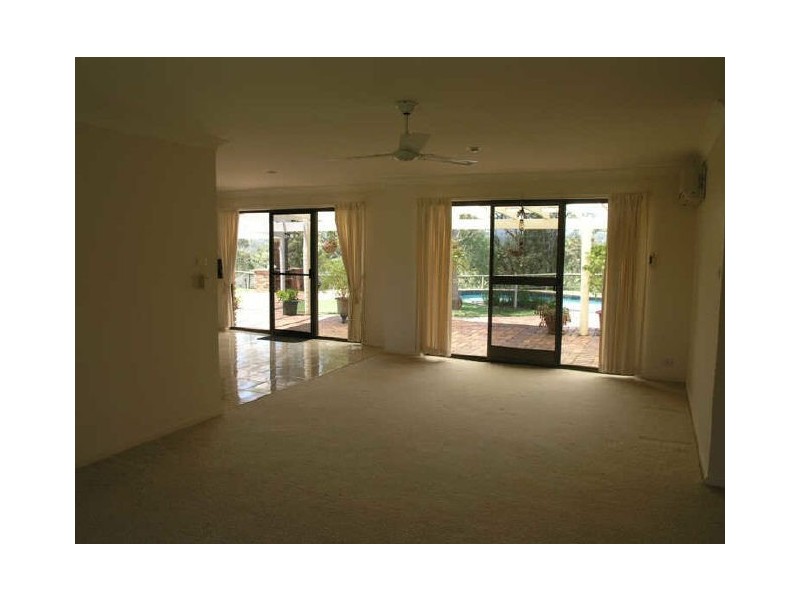 219 Worongary Road, Worongary QLD 4213