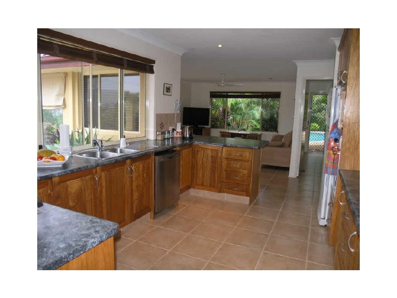 46 Valleyview Ct, Bonogin QLD 4213