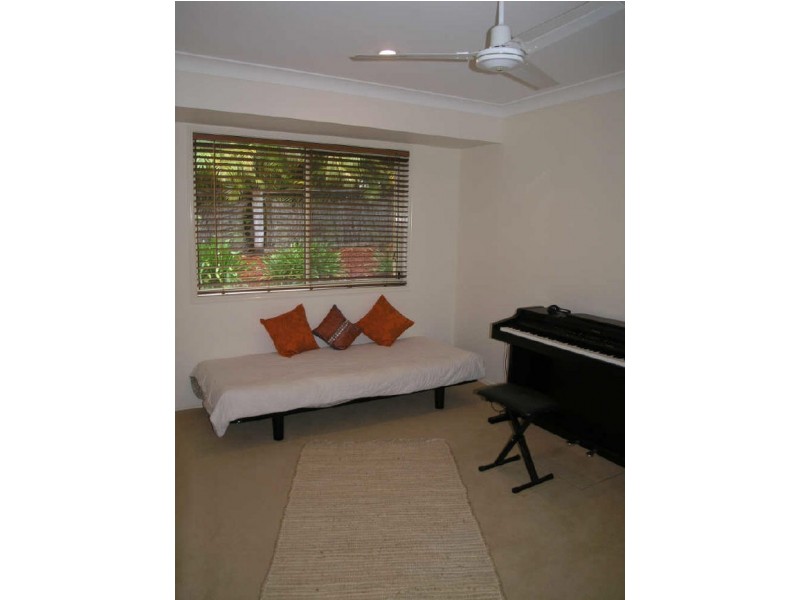 46 Valleyview Ct, Bonogin QLD 4213