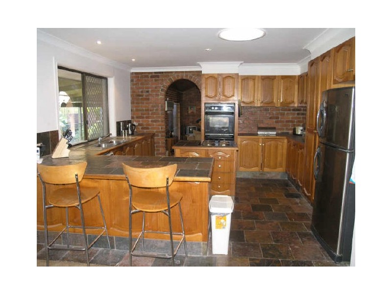 69A Bonogin Rd, Mudgeeraba QLD 4213