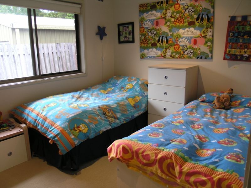 5 Moonbeam Pde, Mudgeeraba QLD 4213