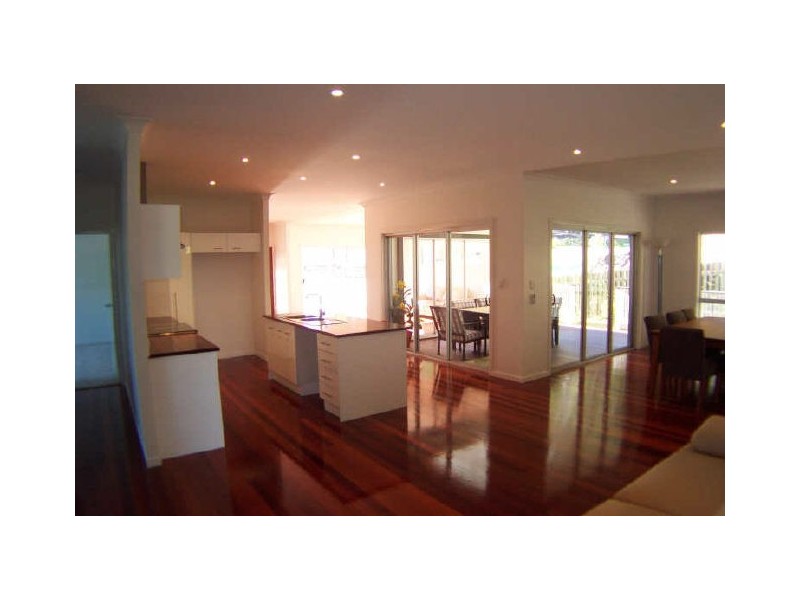 24 Ensor Street, Mudgeeraba QLD 4213