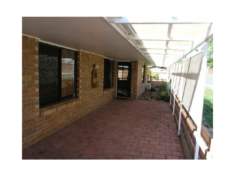 32 Meadow Brook Crescent, Merrimac QLD 4226