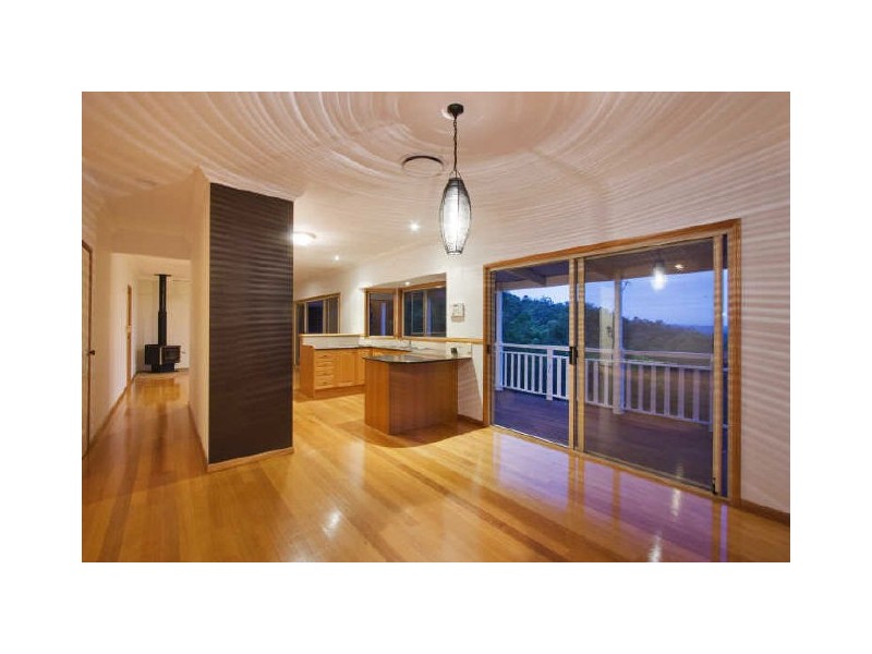 137 Strawberry RD, Bonogin QLD 4213