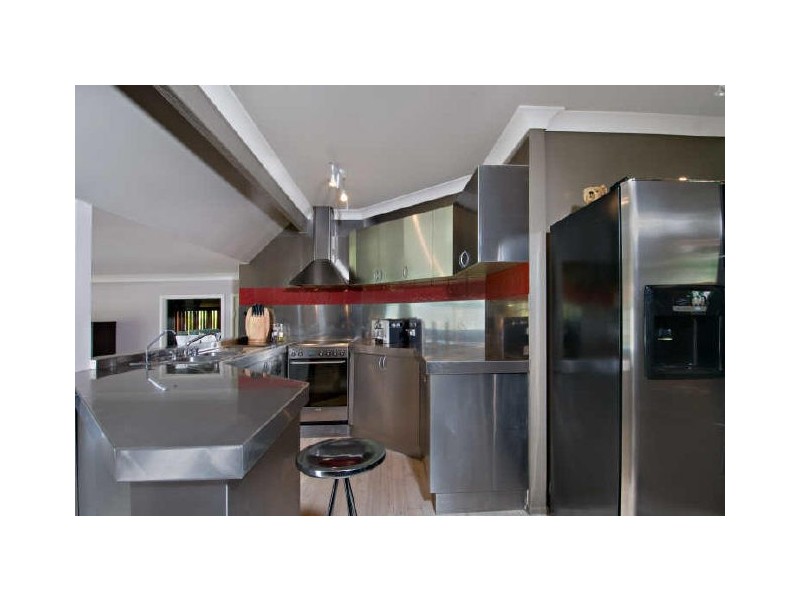 117 Staghorn Dr, Austinville QLD 4213